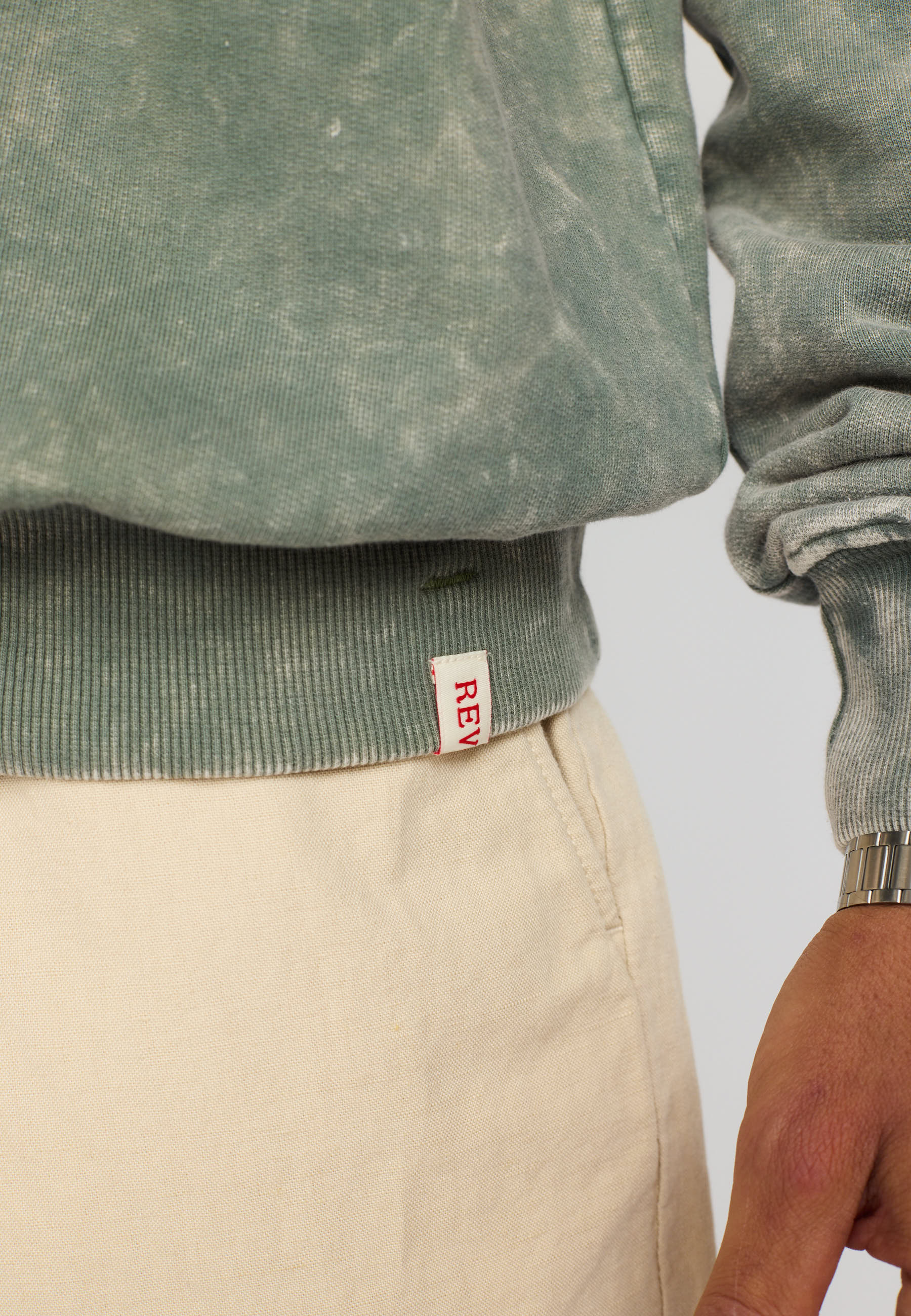 REVOLUTION - Application Sweatshirt / 2806 REV