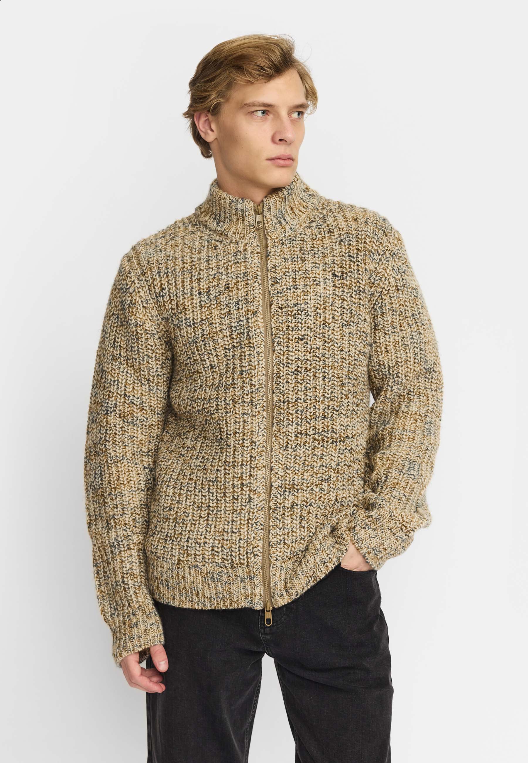 REVOLUTION - Zipped Knit Cardigan