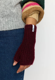 SELFHOOD - FLUFFY HALF-MITTENS