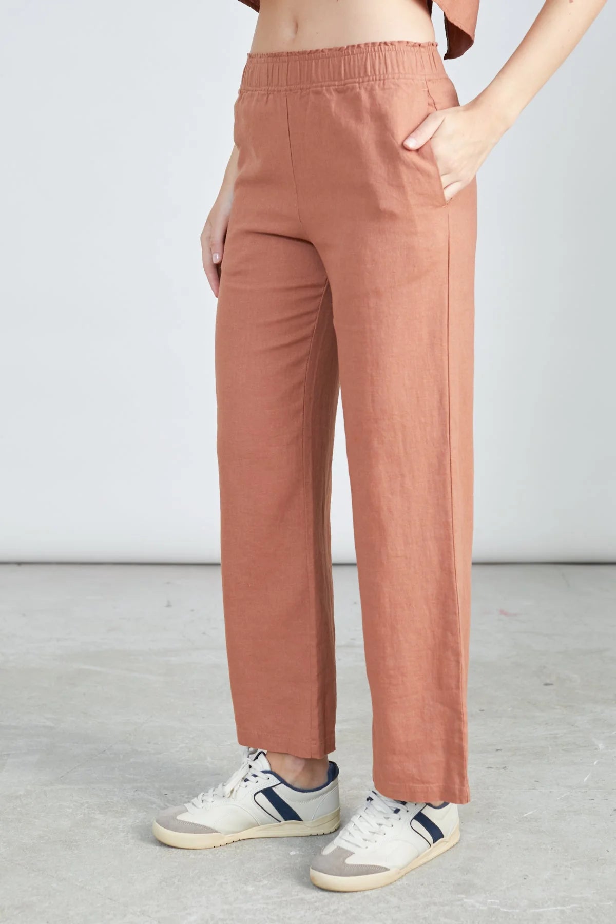 24 COLORS - Tights in Rust