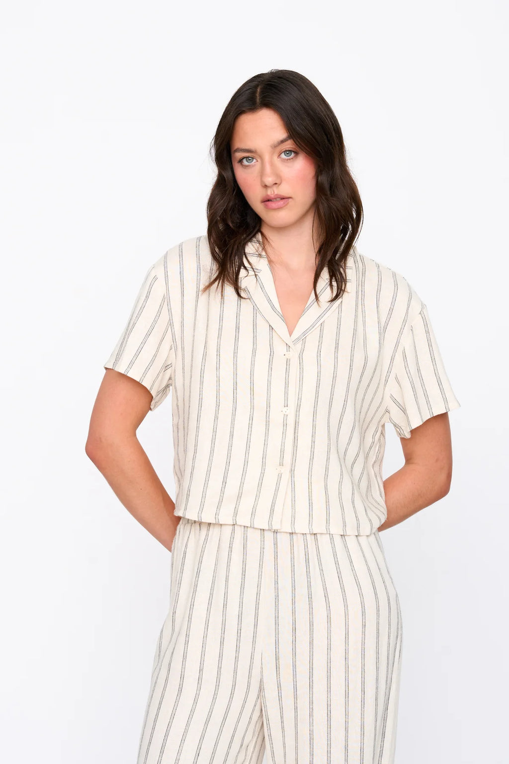 24 COLOURS - Viscose-Linen Blend Blouse