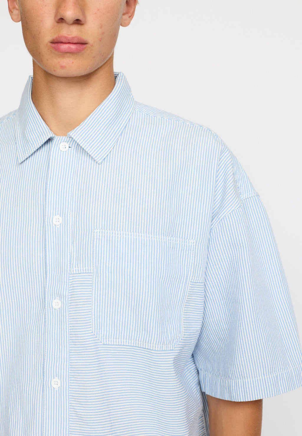 REVOLUTION - Oversized Short-sleeved Shirt / 3235
