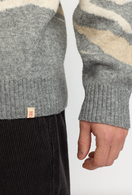 REVOLUTION - KNIT SWEATER 6609