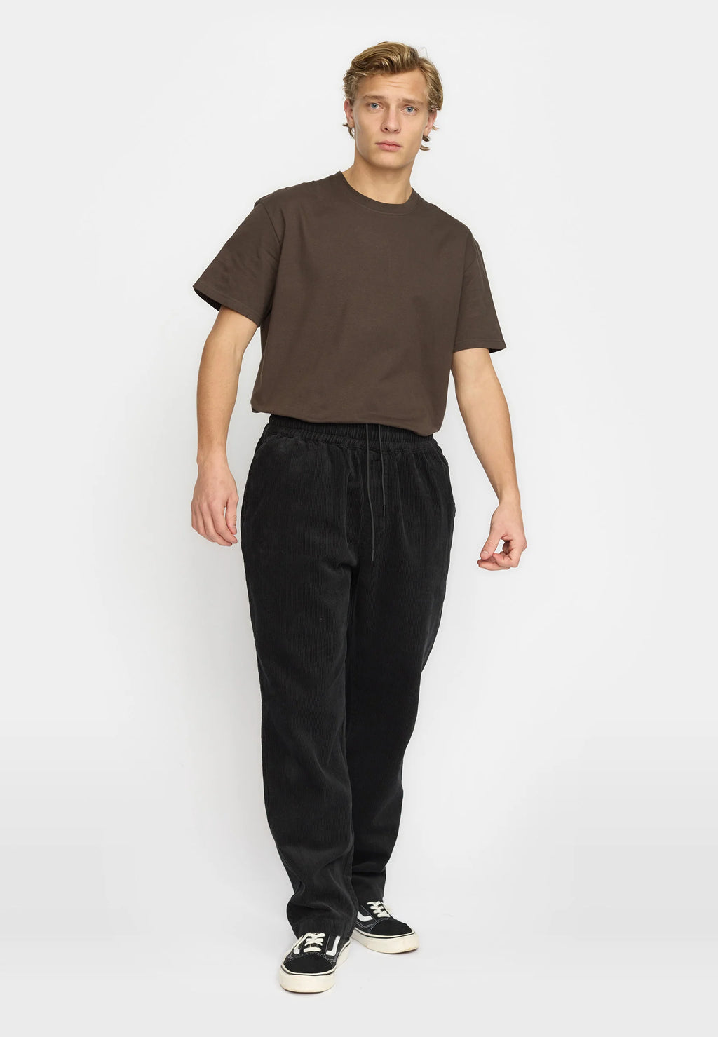 REVOLUTION - Casual Trousers 5874