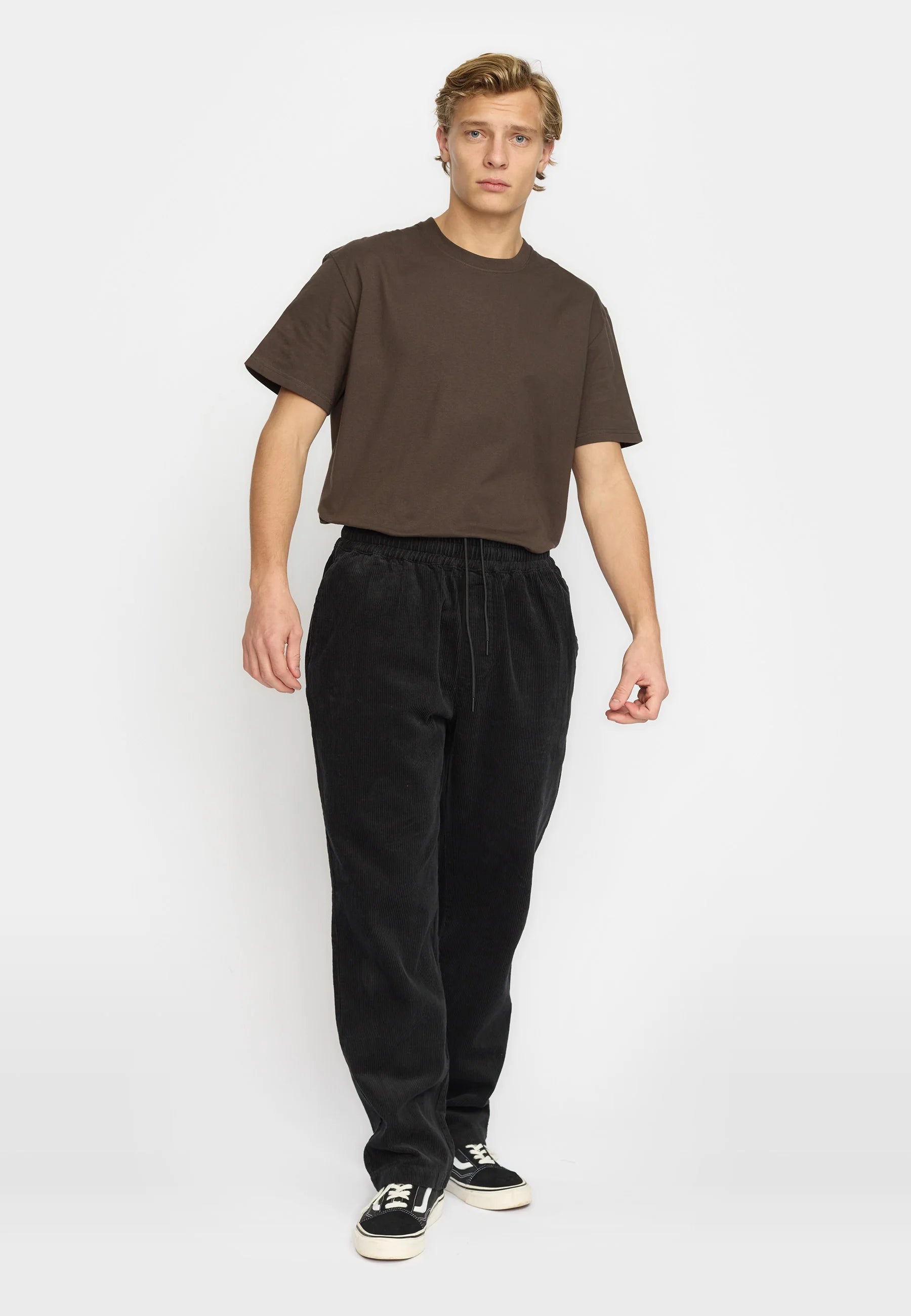 REVOLUTION - Casual Trousers 5874