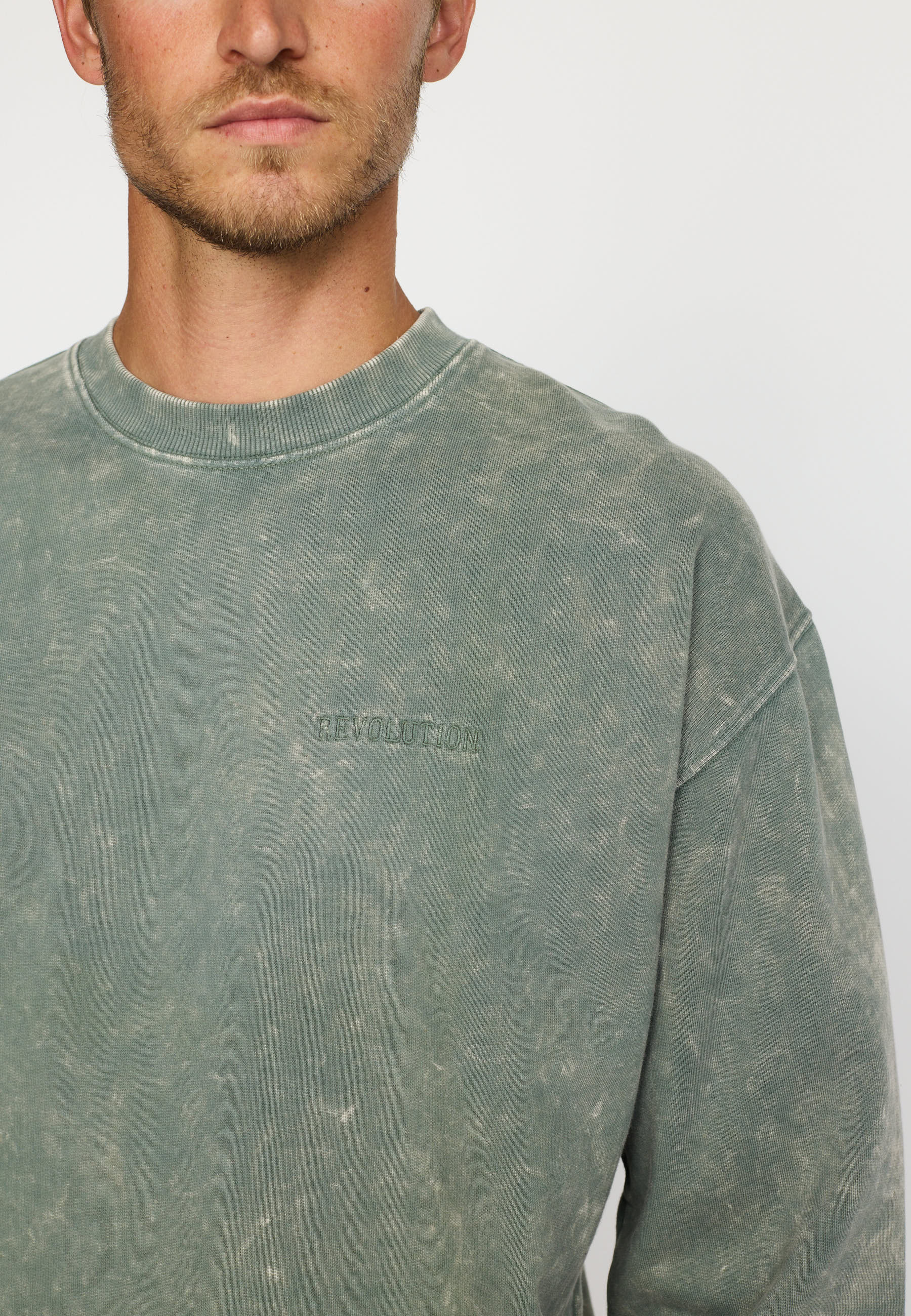 REVOLUTION - Application Sweatshirt / 2806 REV