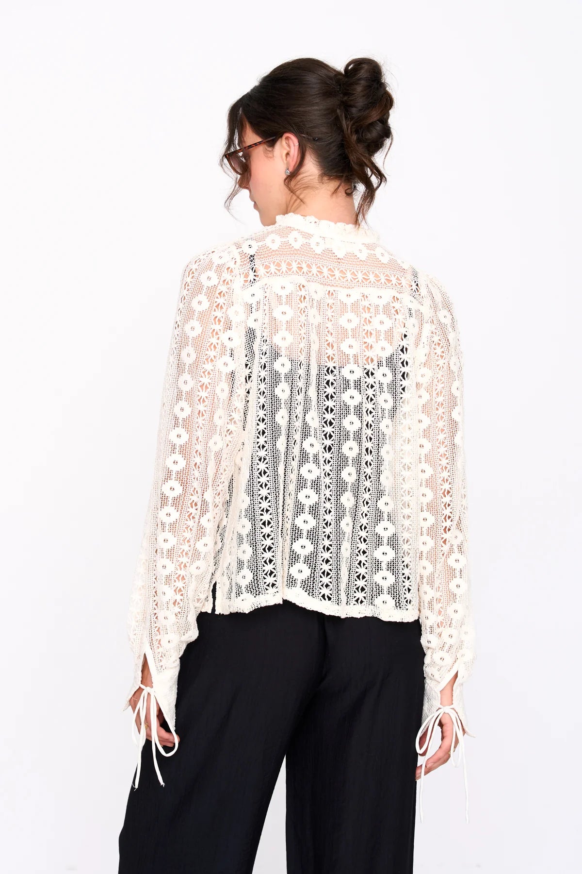 24 COLOURS - Lace blouse