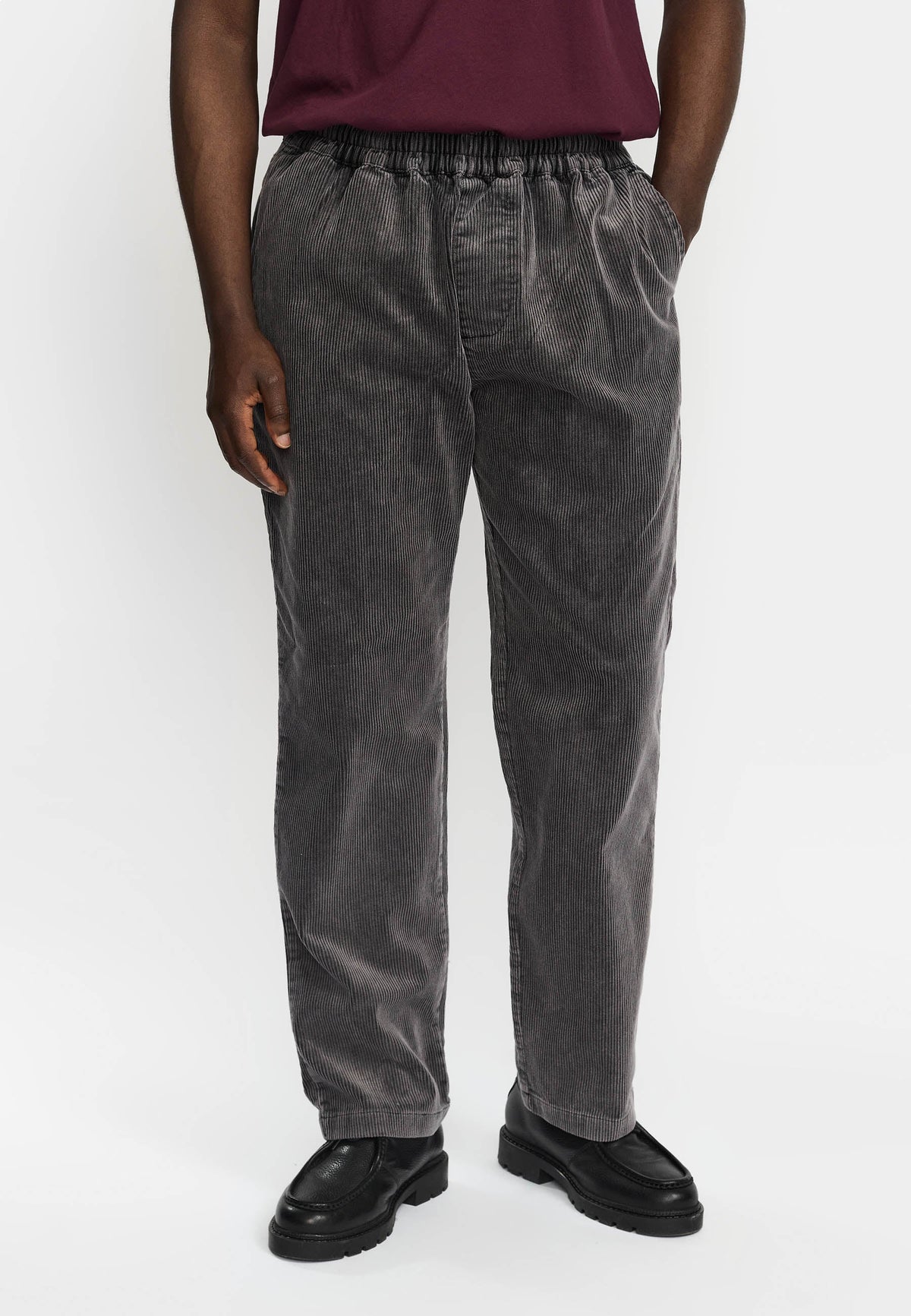 REVOLUTION - Casual Trousers
