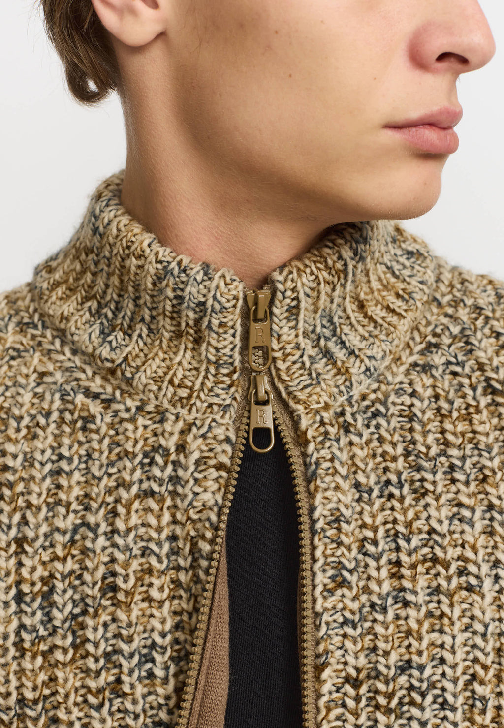 REVOLUTION - Zipped Knit Cardigan