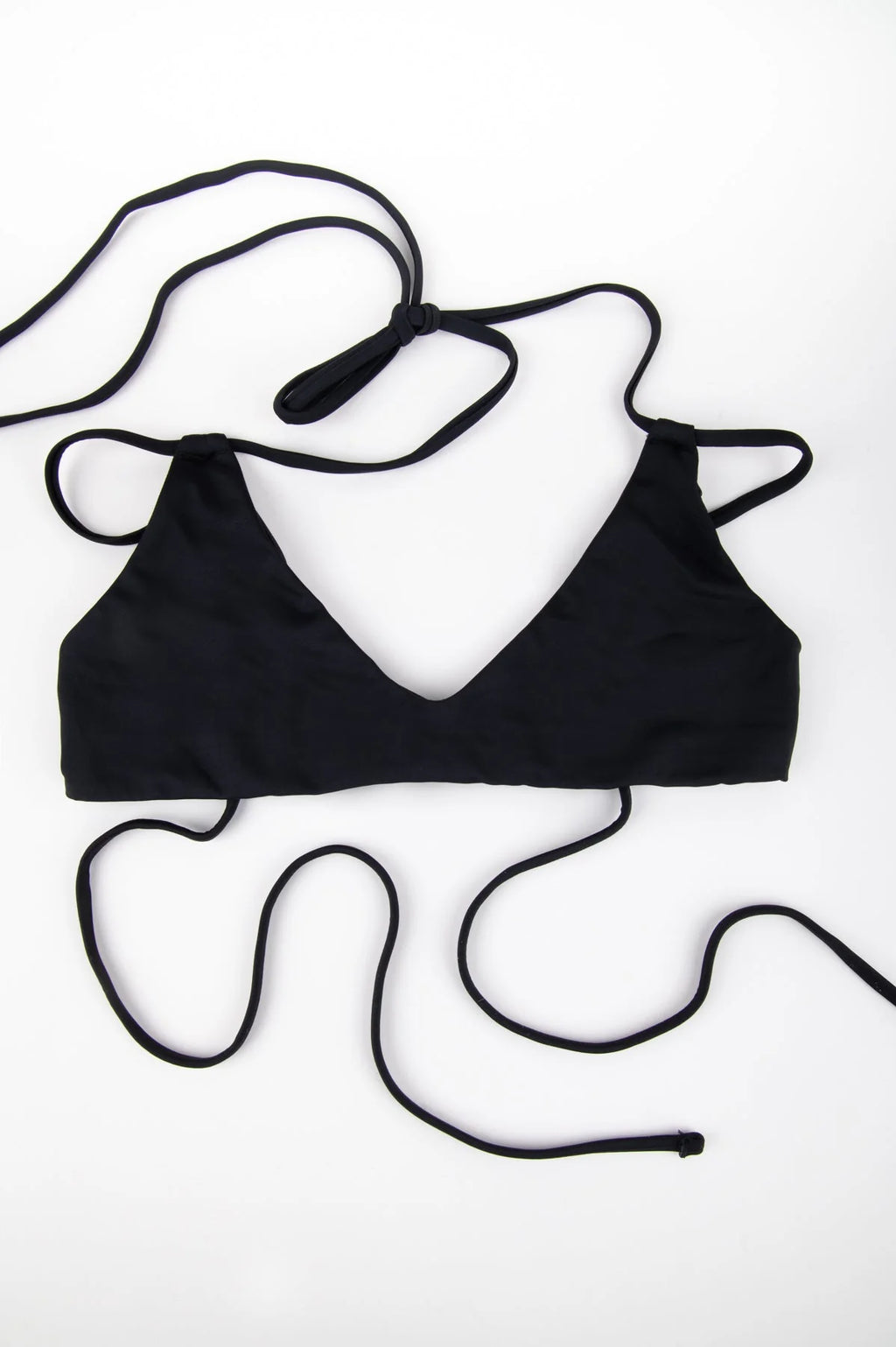 24 COLOURS - Bikini Top in Black