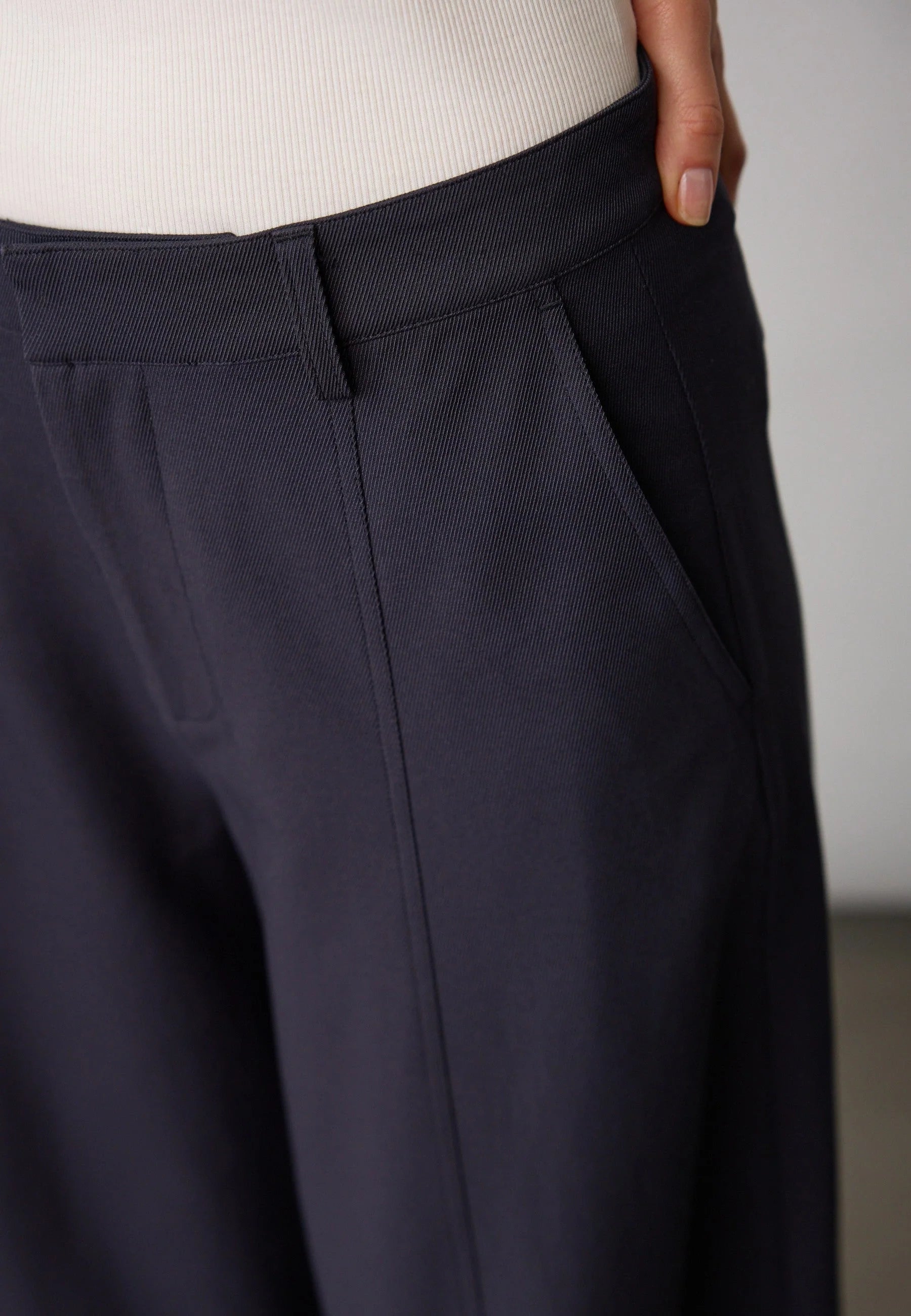 CO' COUTURE - DemiCC Barrel Pant