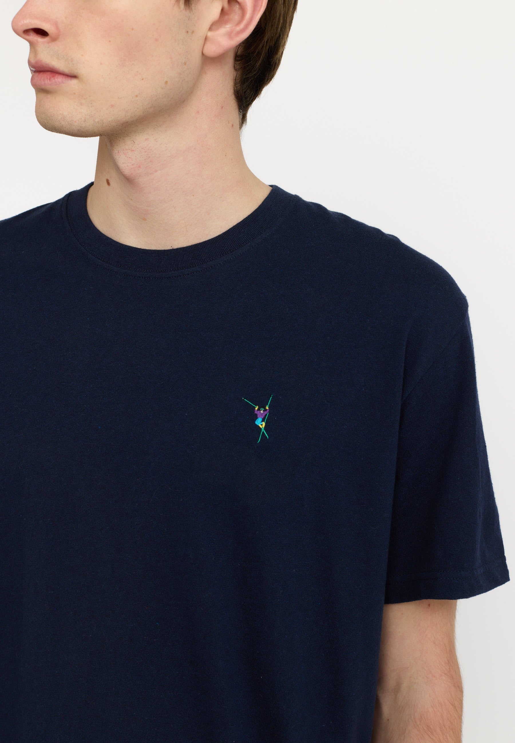 REVOLUTION - T-shirt Application / 1425 JUM