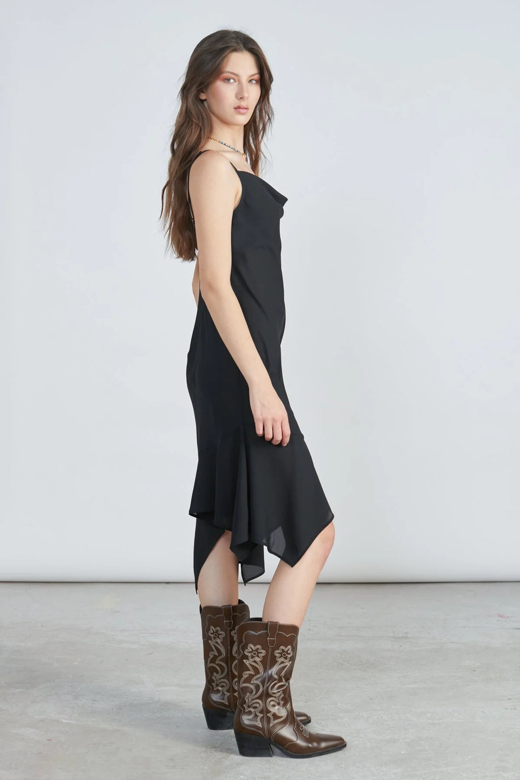 24 COLOURS - Dress in Black
