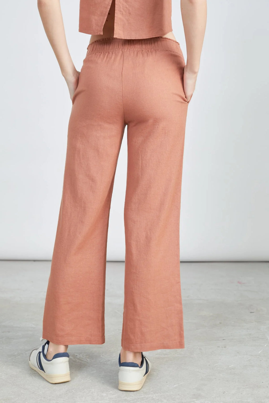 24 COLORS - Tights in Rust